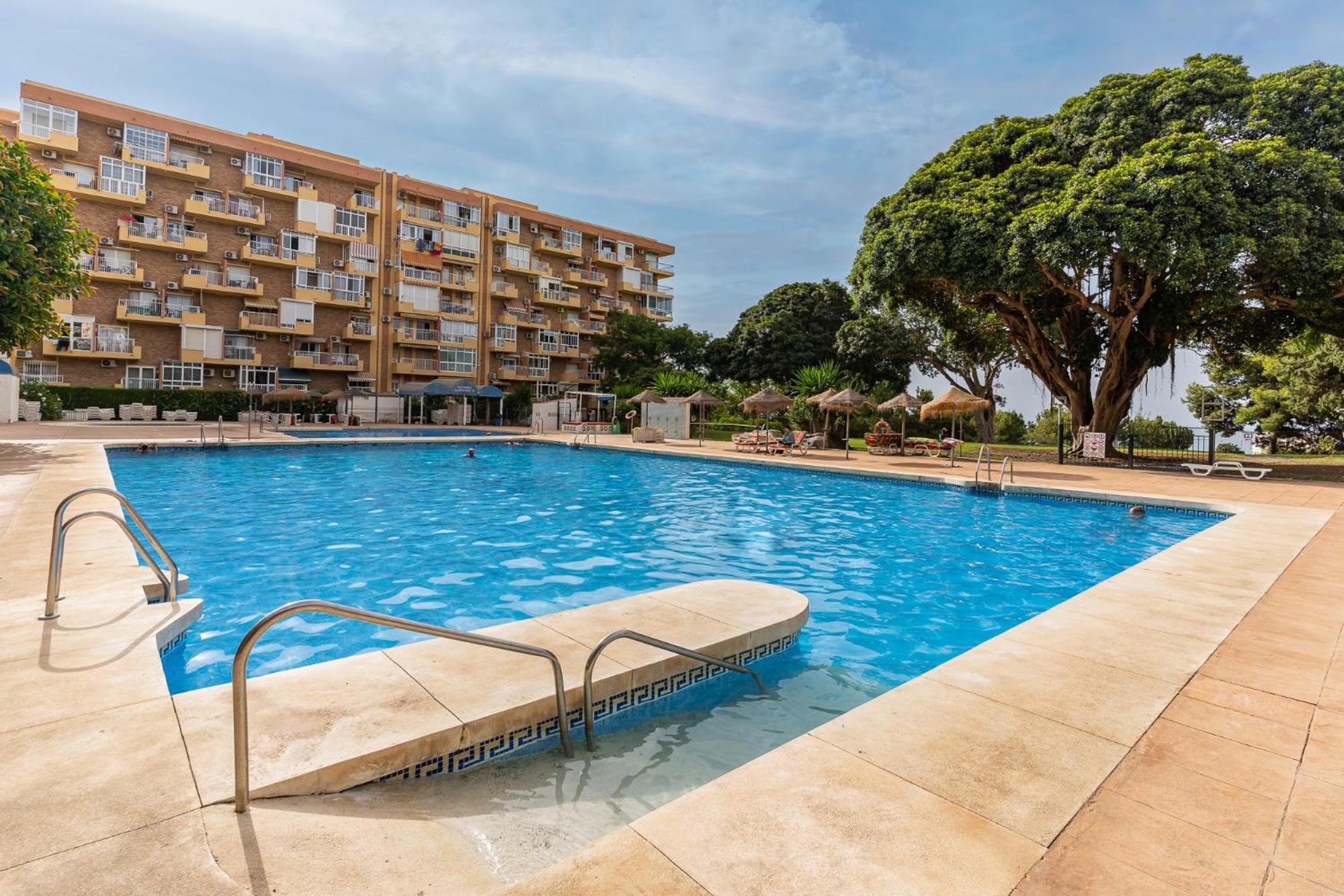 Blonzu Angola Apartment Benalmadena Bagian luar foto
